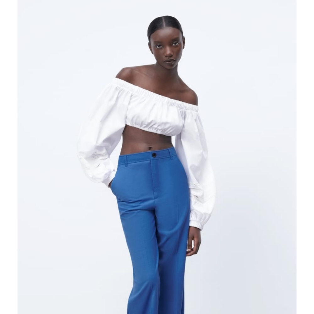 ZARA  PUFF SLEEVE TOP❣
